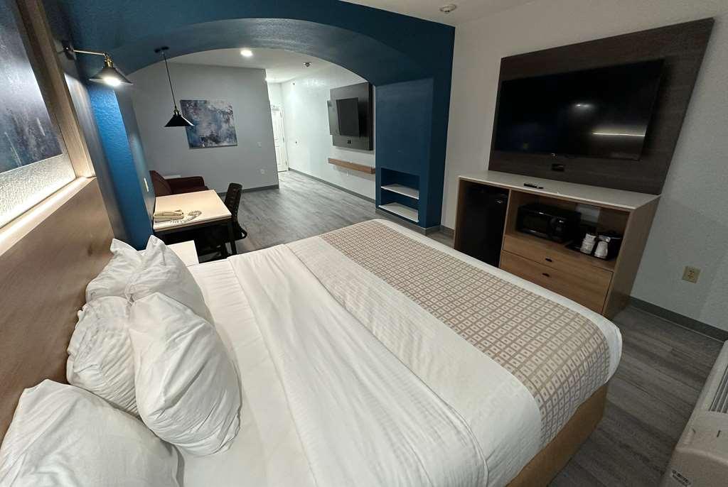 La Quinta Inn & Suites By Wyndham Ft Worth-Бърлисън Стая снимка