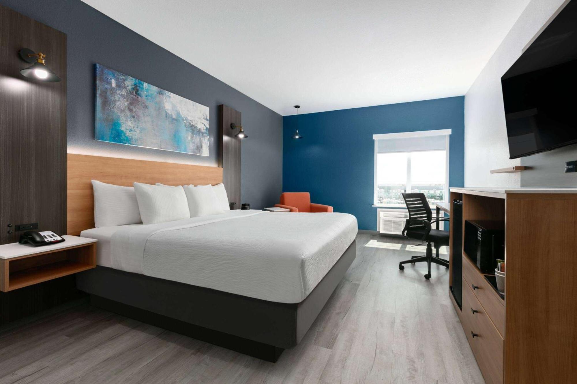 La Quinta Inn & Suites By Wyndham Ft Worth-Бърлисън Екстериор снимка